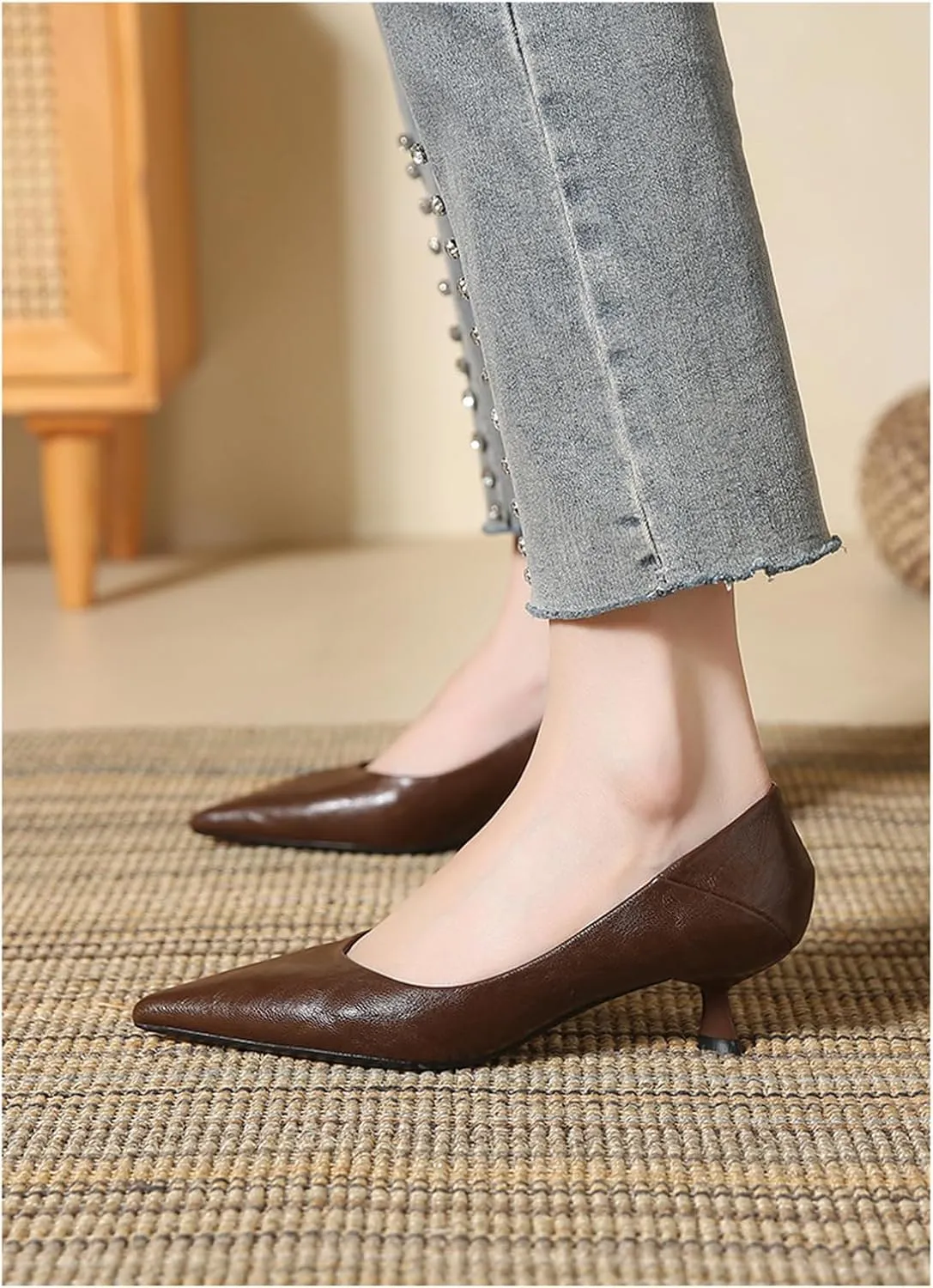Women's Pointed Toe Kitten Heel Pumps Comfortable Slip On Dress Pump Shoes for Work Business Office Low Heel Pumps